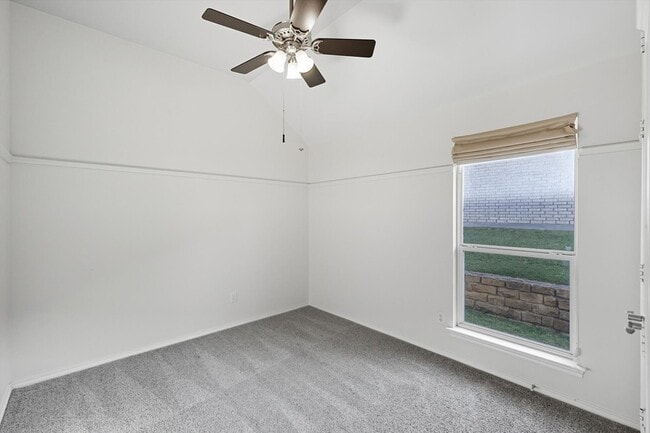 Building Photo - 4833 Heber Springs Trail