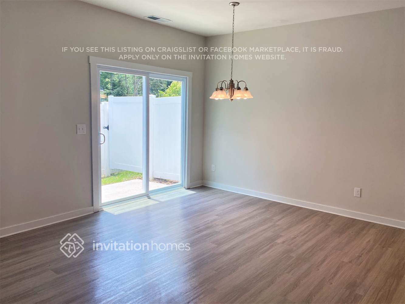 Building Photo - 3015 Ayana Dr