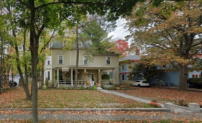 Building Photo - 399 Newtonville Ave
