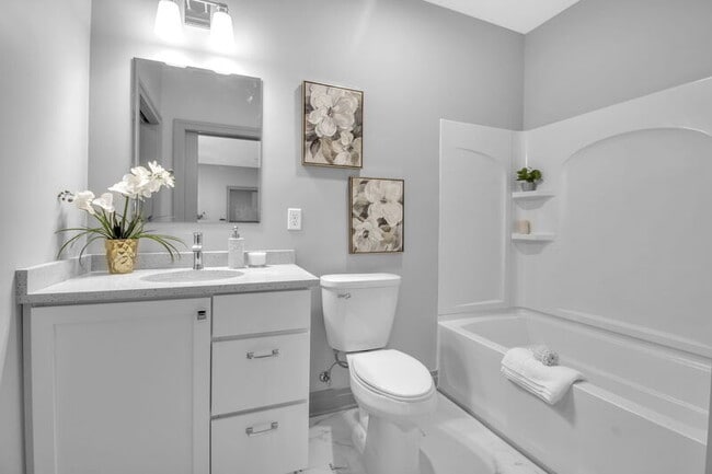 Building Photo - 1017 Lafayette Ave