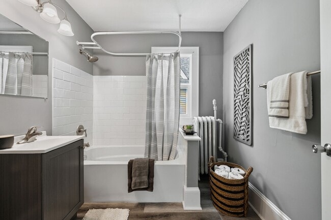 Building Photo - 797 Iglehart Ave