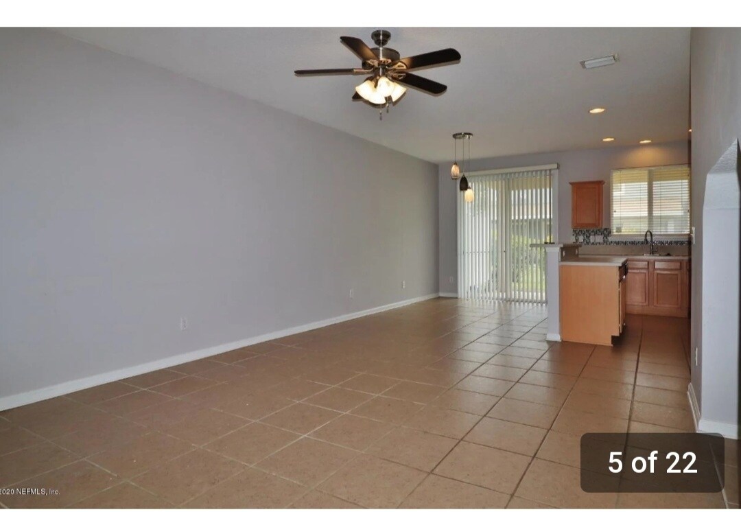 Building Photo - 2369 Sunset Bluff Dr
