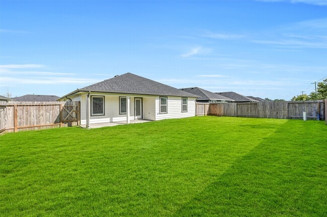 Building Photo - 1004 Great Barracuda Ln
