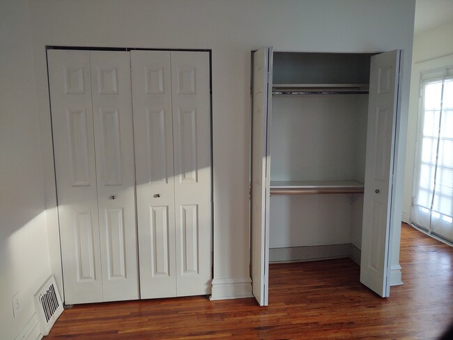 Large bedroom closet - 1721 Nicholson Pl