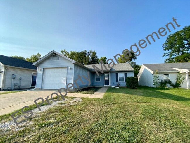 Building Photo - Great 3 Bedroom 2 Bathroom Ranch Style Hom...