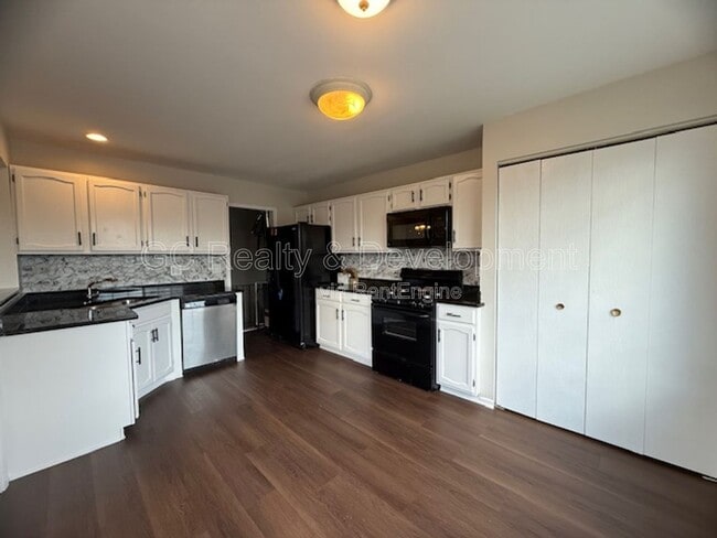 Building Photo - 2124 Northwind Cir