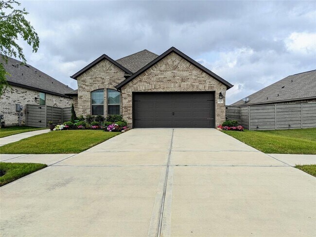 Primary Photo - 4806 Cedar Butte Ln