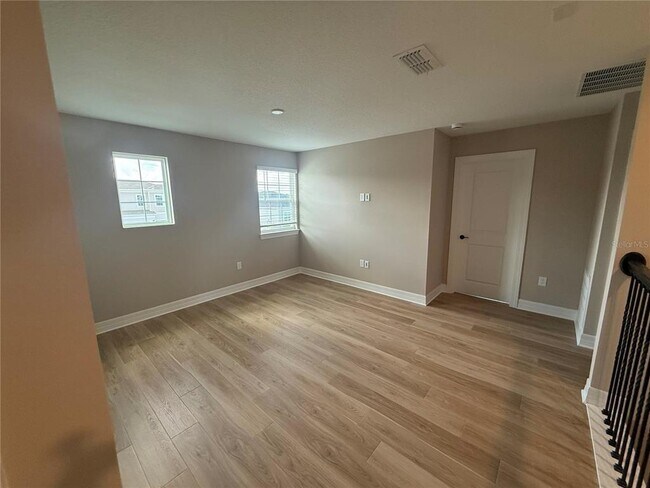 Building Photo - 455 Winter Grv Blvd