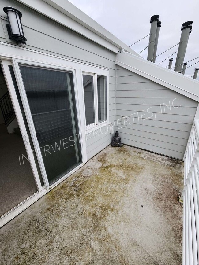 Building Photo - 153 N Hayden Bay Dr