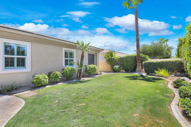 Building Photo - 112 Tesori Dr