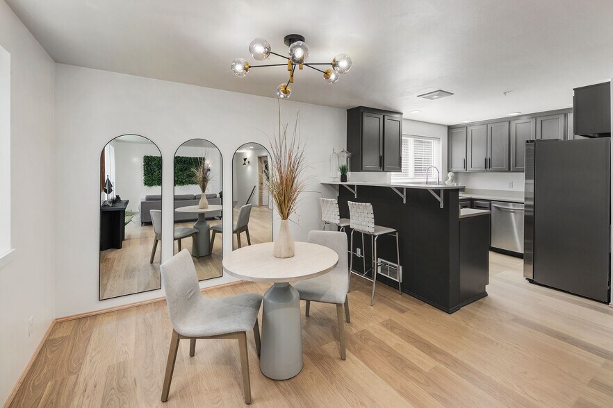 Building Photo - 9301 Linden Ave N