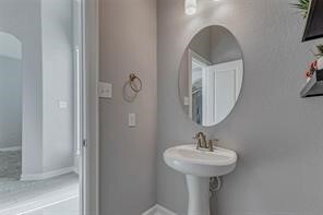 Building Photo - 24402 Kingelm Lk Dr