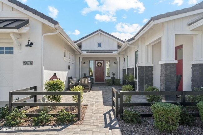 Building Photo - 20717 E Pummelos Rd