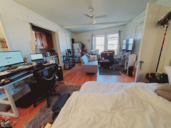 Building Photo - 53 Prospect St