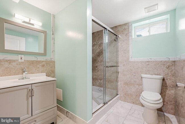 Building Photo - 3217 Gumwood Dr