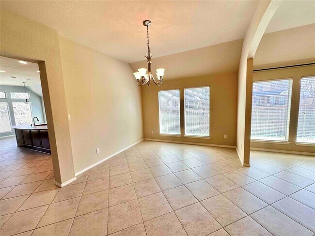 Building Photo - 1801 Tall Chief