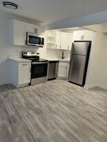 Building Photo - Dream Montrose