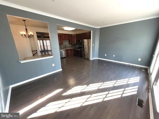 Building Photo - 4008 Spirea Ct