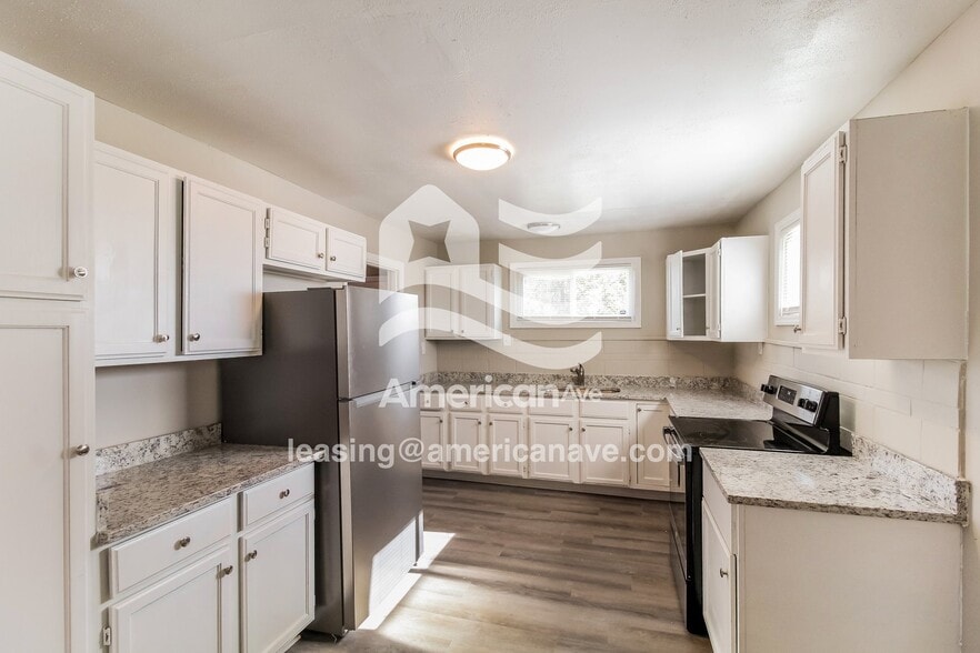 Building Photo - 106 Pocohontos Ave