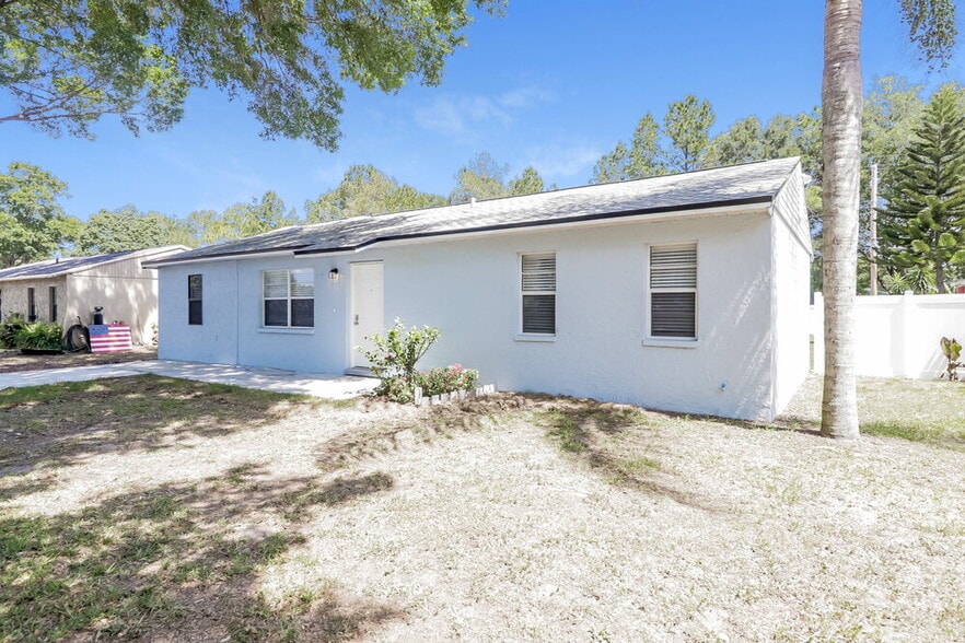 Building Photo - 4125 Chowen Dr