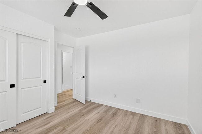 Building Photo - 405 Scenic Dr