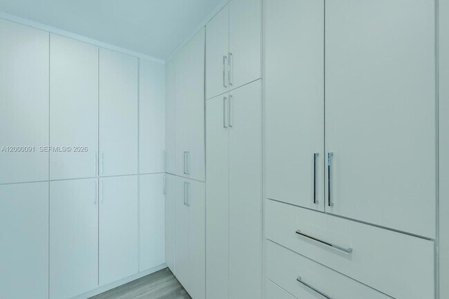 Building Photo - 5012 Grant St