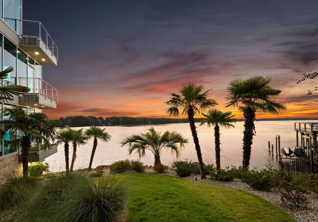 Building Photo - 8776 Harbor Cir