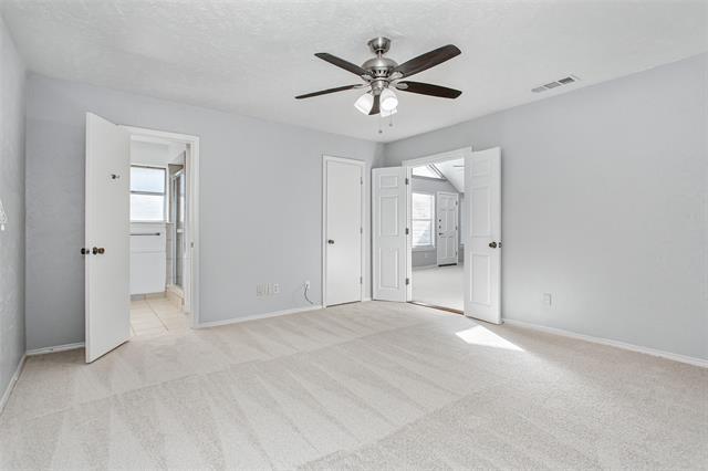 Building Photo - 2732 Parkhaven Dr