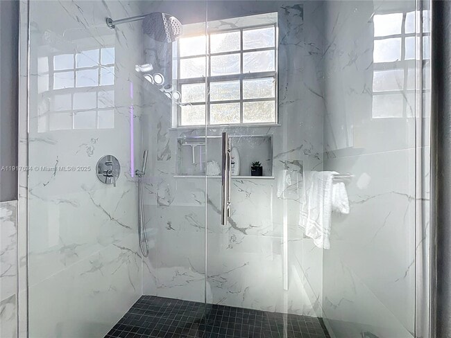 Building Photo - 13430 Meadow Bay Loop