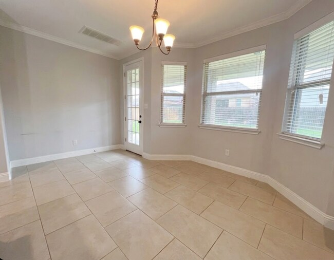 Building Photo - AVAILABLE NOW; APPLY AT OUR WEBSITE TODAY!!