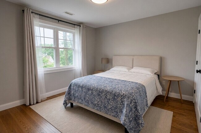 Building Photo - 57 Castine St