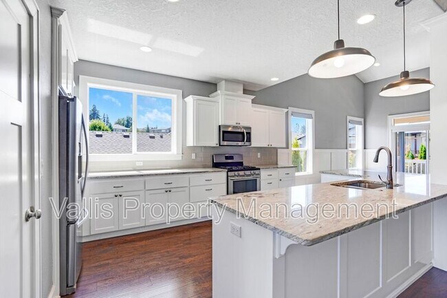 Building Photo - 5669 Cinnamon Teal St SE