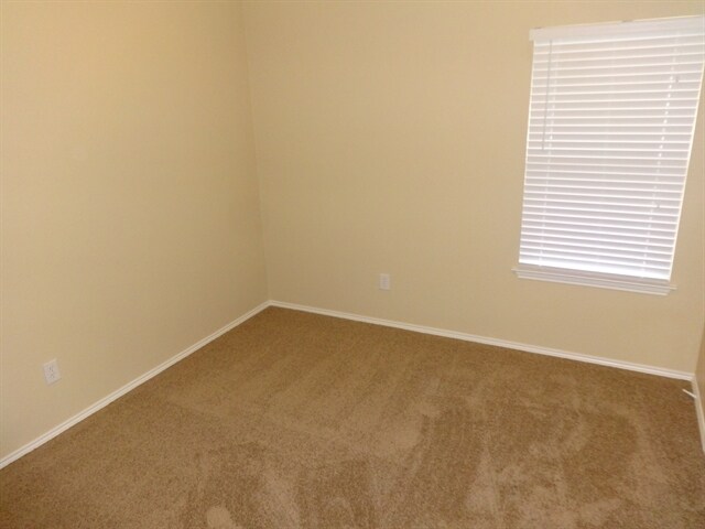 Building Photo - 9217 Harrisburg Ln