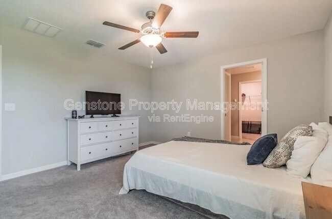 Building Photo - 5157 White Chicory Dr