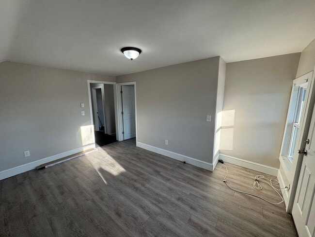 Building Photo - 70-72 Broadway-Unit 8