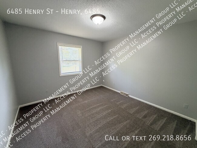 Building Photo - 6485 Henry St