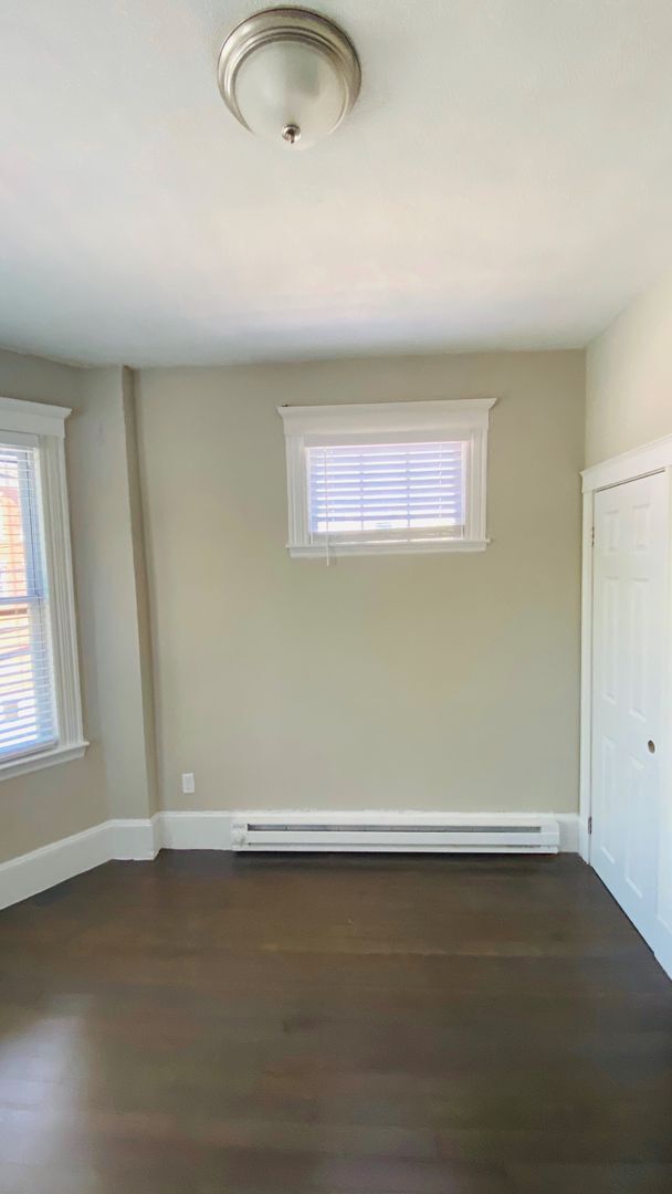 Building Photo - Spacious 3 Bedroom in Chelsea