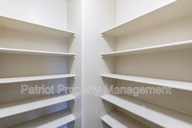 Building Photo - 42509 N 45th Dr