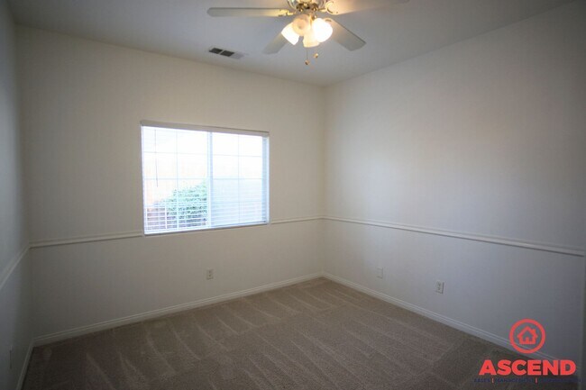 Building Photo - 8407 Glenlakes Ct
