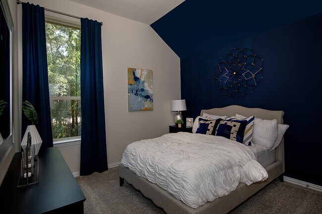 Building Photo - 215 Moon Dance Ct