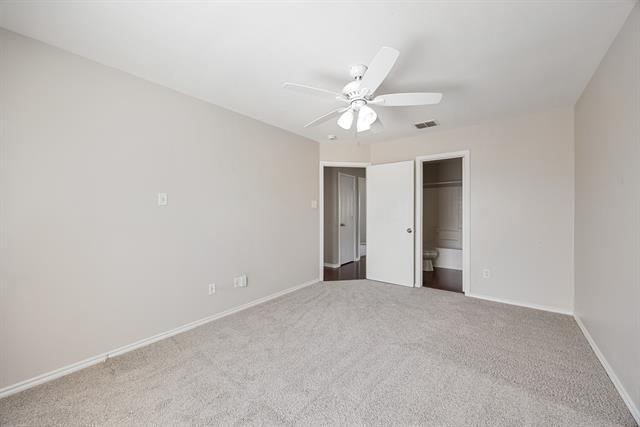 Building Photo - 303 Kings Way Dr