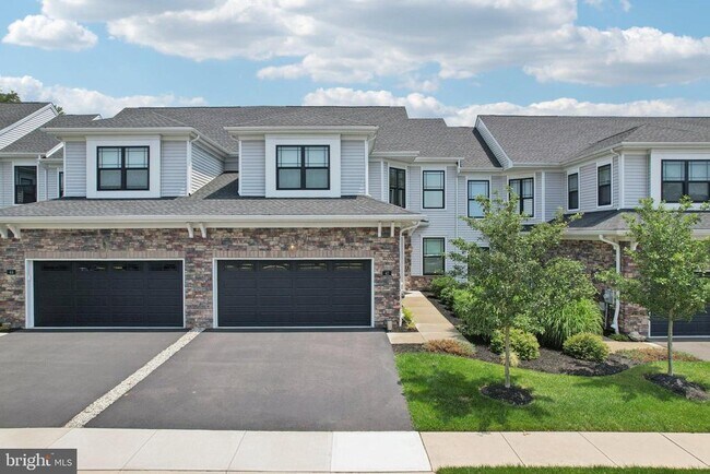 Building Photo - 42 Dogleg Ln