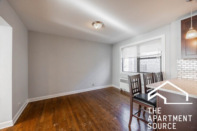 Building Photo - 6807 N Ridge Blvd