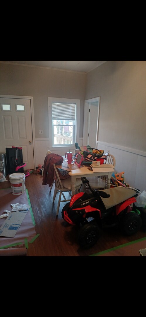 Building Photo - 20 Central St