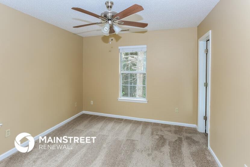 Building Photo - 4800 Farmview Dr