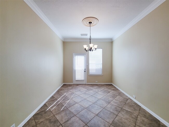 Building Photo - 14322 Darmera Ct