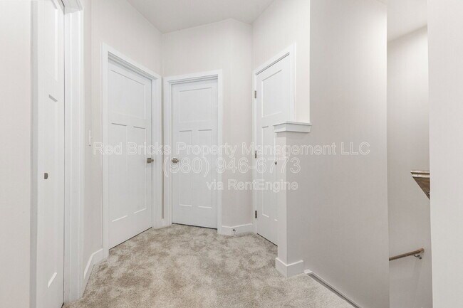 Building Photo - 306 New Gallant Dr