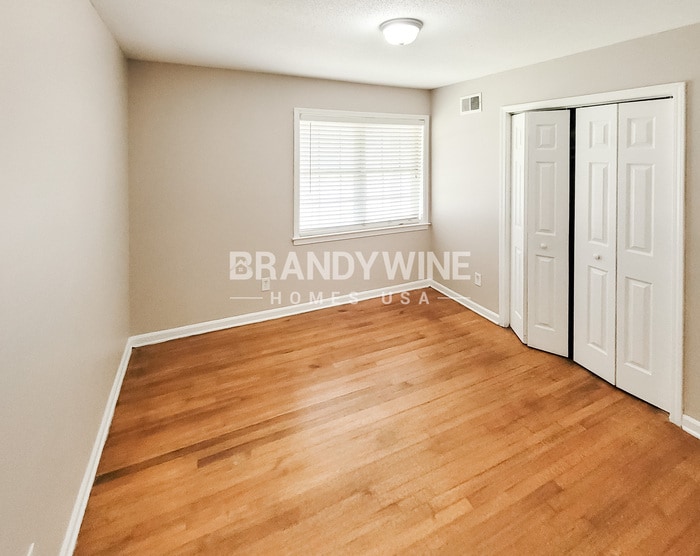 Building Photo - 3319 Shuster Cove