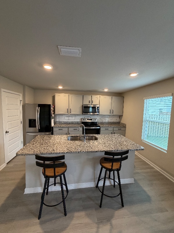 Building Photo - 24570 Broken Sound LP