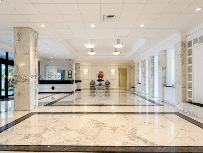Building Photo - 5700 Collins Ave